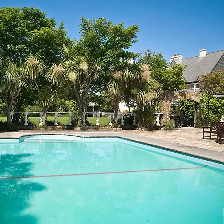 Hotel House &