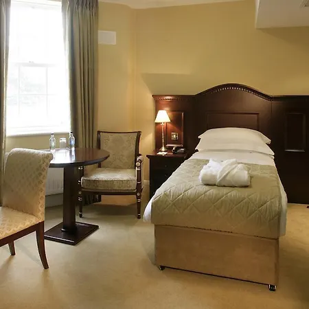 Hotel House 3*